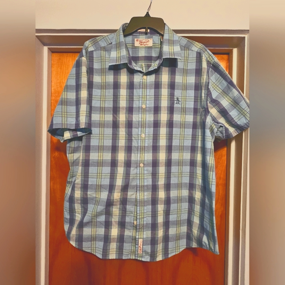 Mens Penguins short sleeve button down shirt